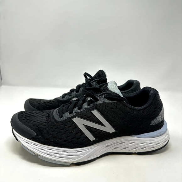 New Balance Shoes - New Balance 680 v6